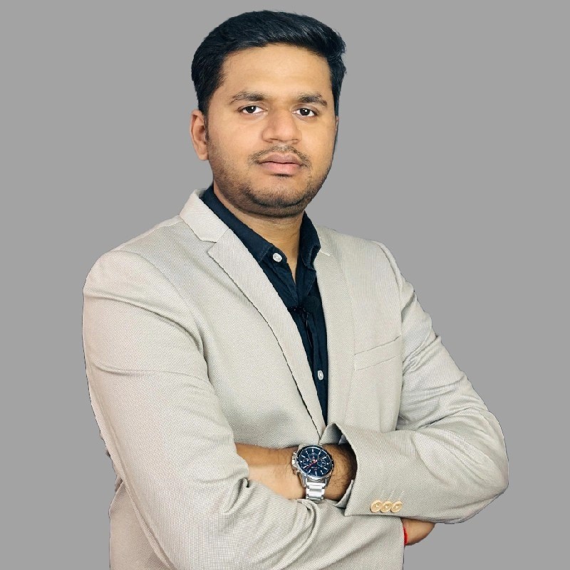 Portrait of Dr. Akash Jaiswal, Clinical Lead – Geriatric Medicine of WELCOMEHEΛLTH